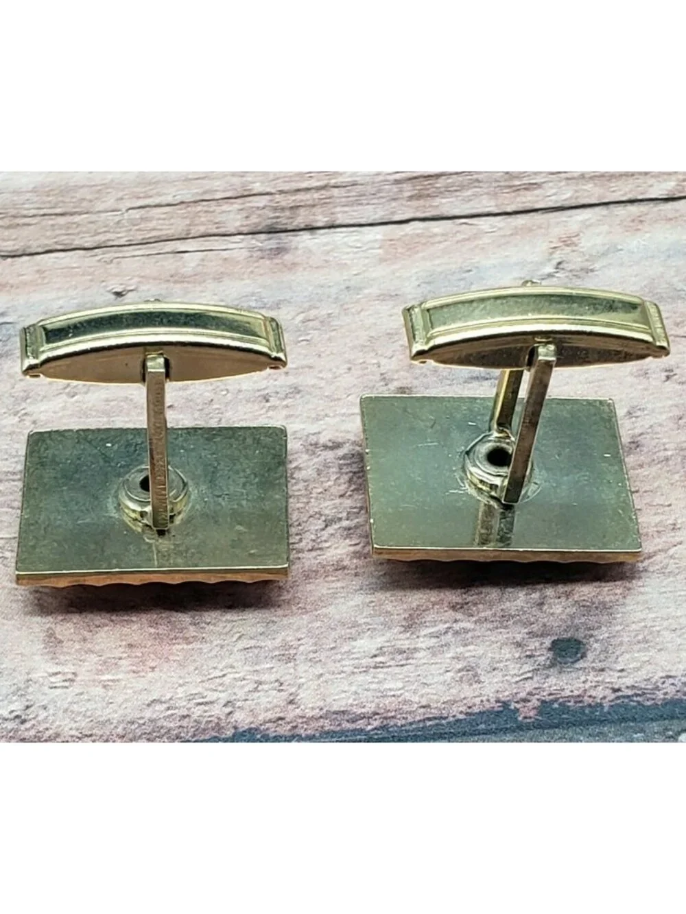 VTG  Mid Century Gold Tone Rectangle Cufflinks Green Natural Stone Engine Turned